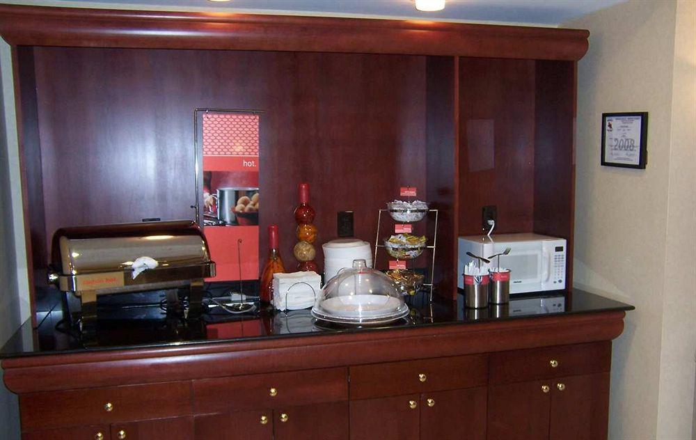 Hampton Inn Wichita Falls-Sikes Senter Mall Restoran fotoğraf