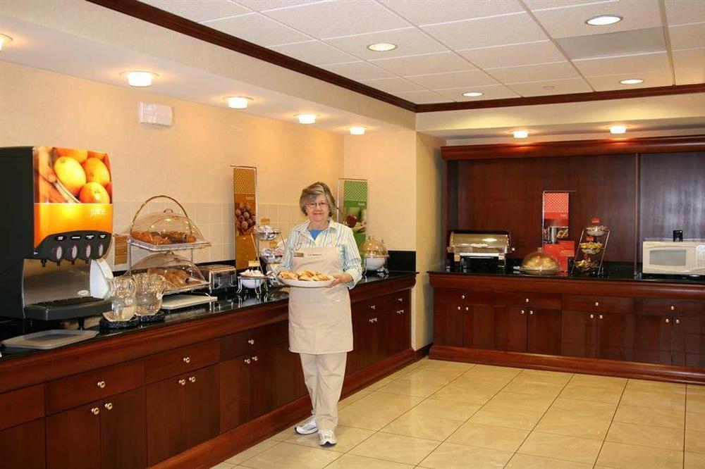 Hampton Inn Wichita Falls-Sikes Senter Mall Restoran fotoğraf