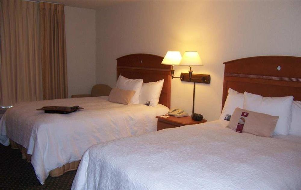 Hampton Inn Wichita Falls-Sikes Senter Mall Oda fotoğraf