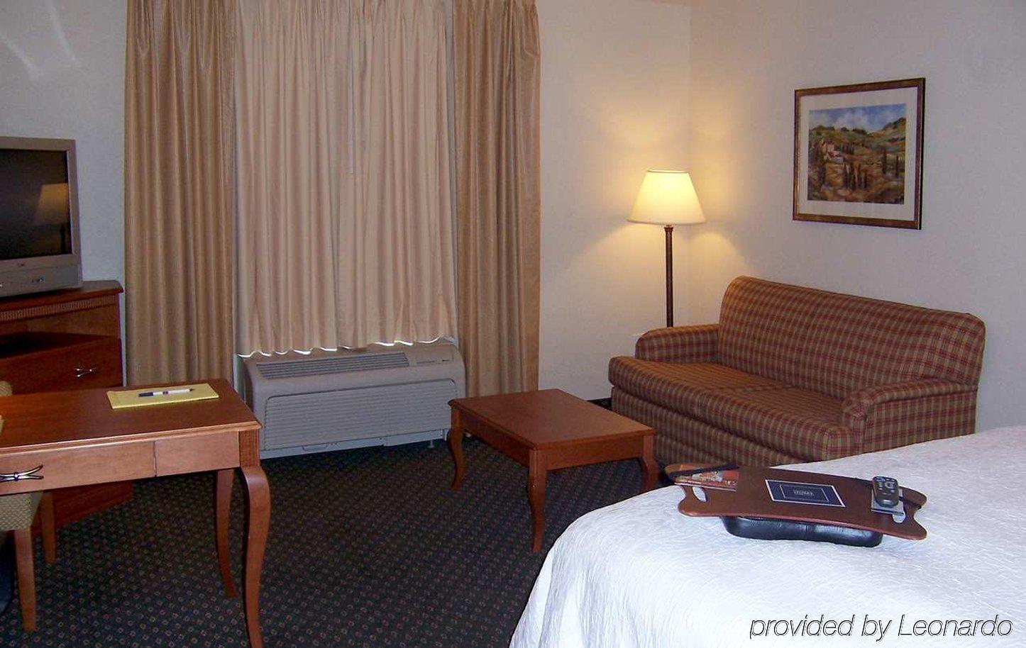 Hampton Inn Wichita Falls-Sikes Senter Mall Oda fotoğraf