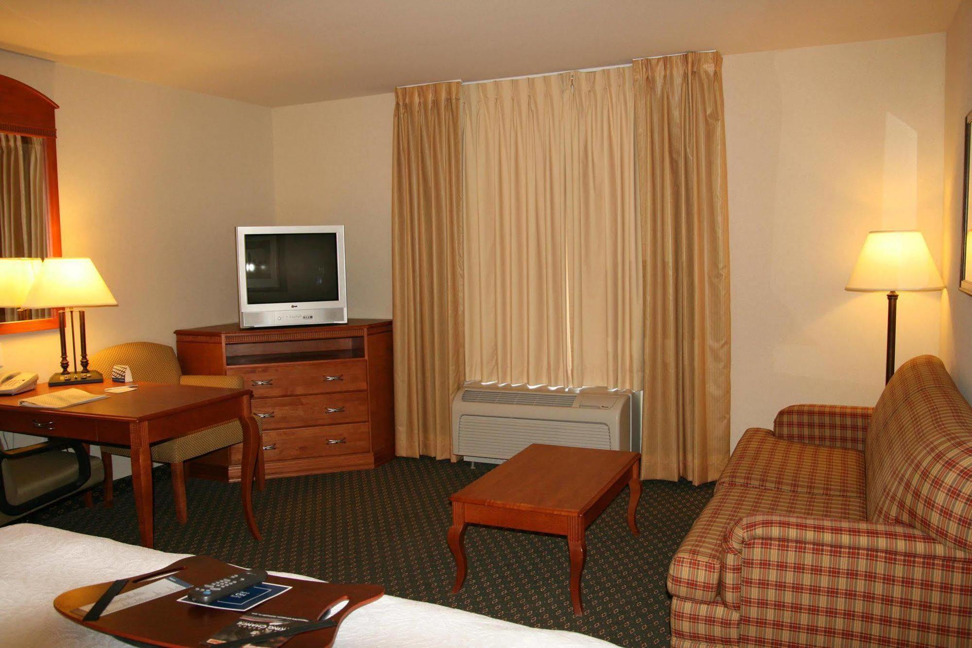 Hampton Inn Wichita Falls-Sikes Senter Mall Oda fotoğraf