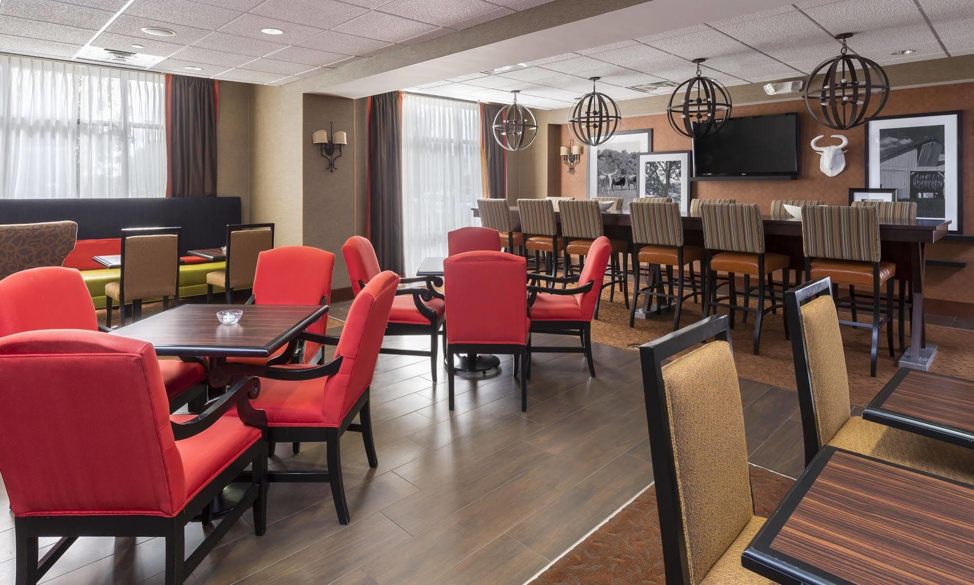 Hampton Inn Wichita Falls-Sikes Senter Mall Dış mekan fotoğraf