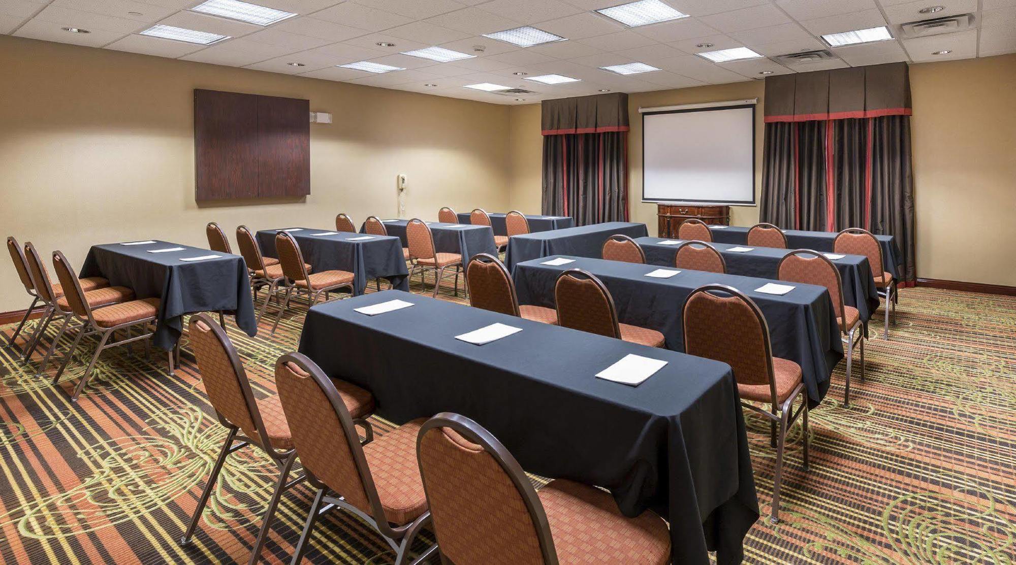 Hampton Inn Wichita Falls-Sikes Senter Mall Dış mekan fotoğraf